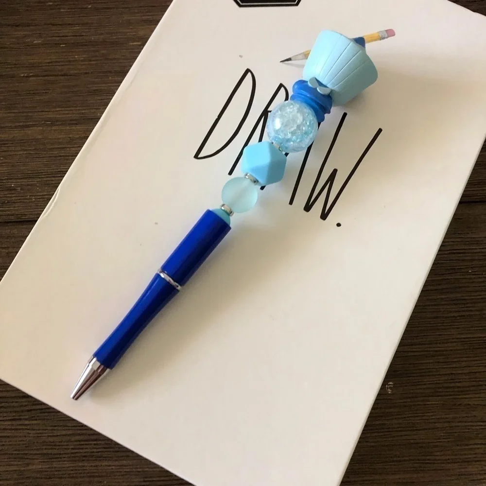Disney Doorables: Sleeping Beauty: Merryweather handmade beaded pen